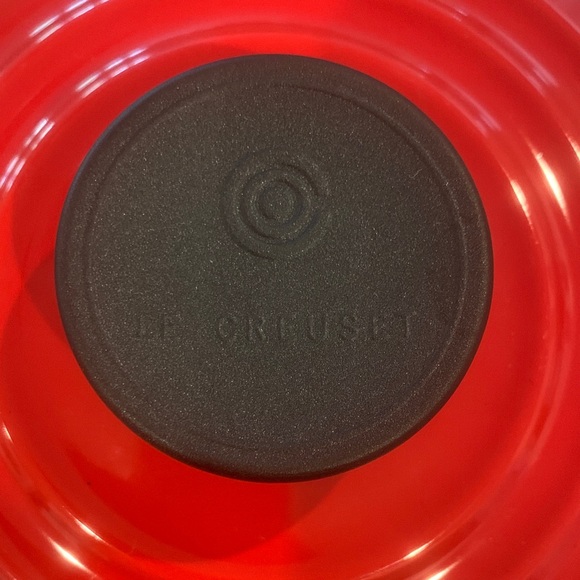 Le Creuset - Red (Cerise) Stock Pot Lid - Picture 2 of 3